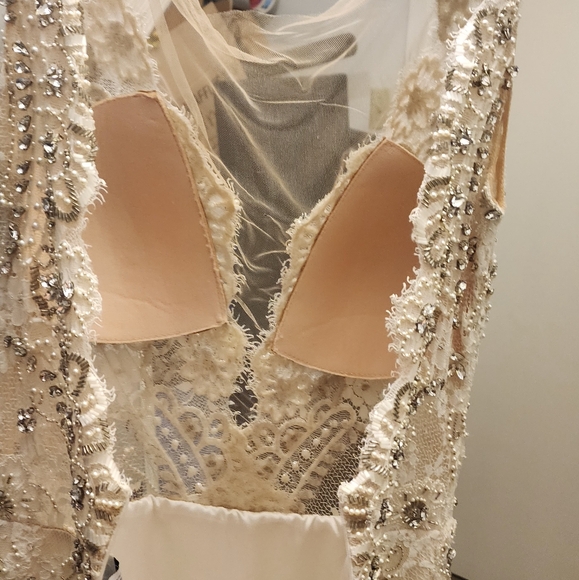 Couture beaded wedding dress 12 - Picture 12 of 15